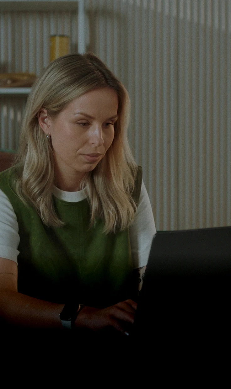 Live in a digital society